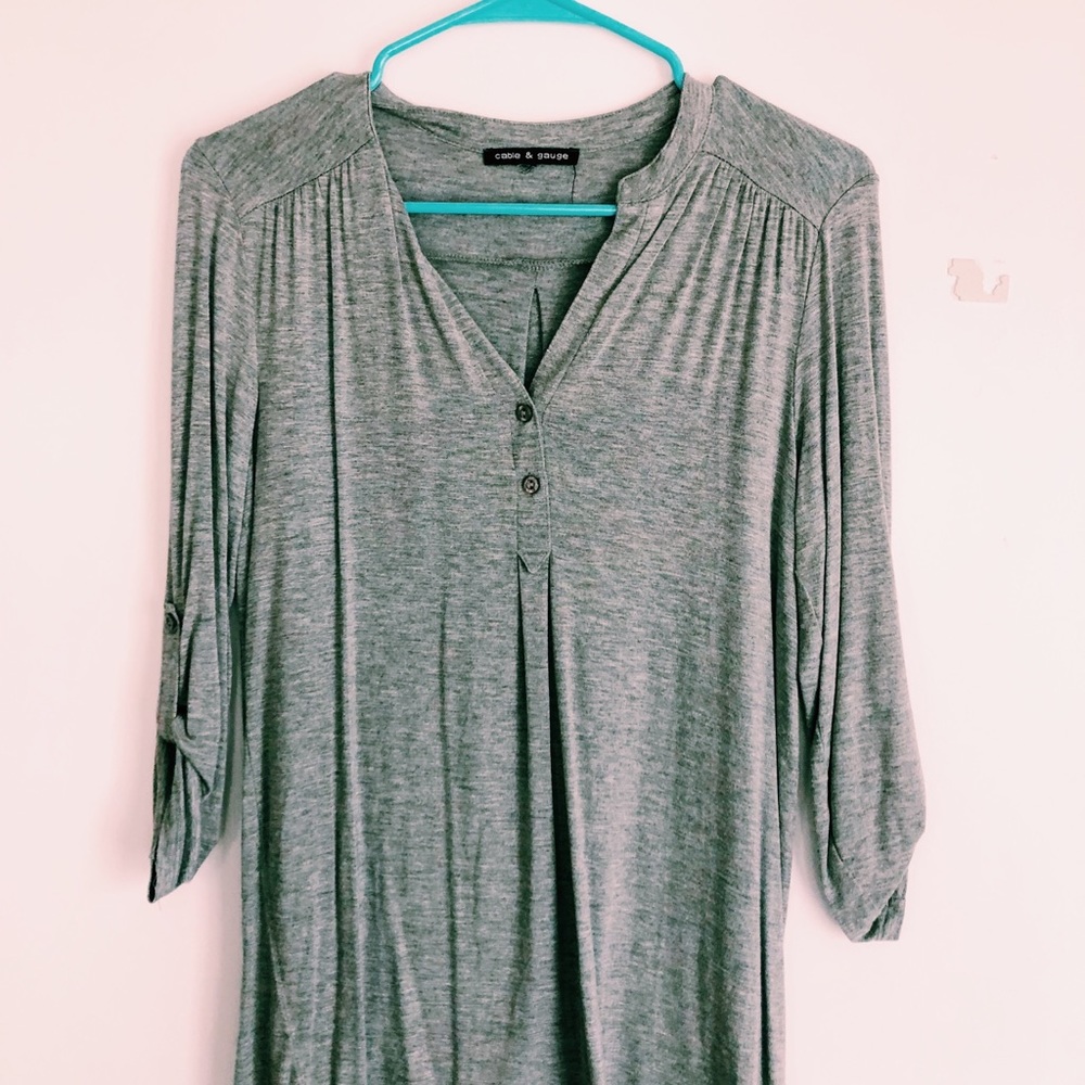 3/4 length top